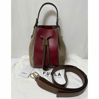 フルラ(Furla)のFURLA MIASTELLA バケットバッグ(ハンドバッグ)