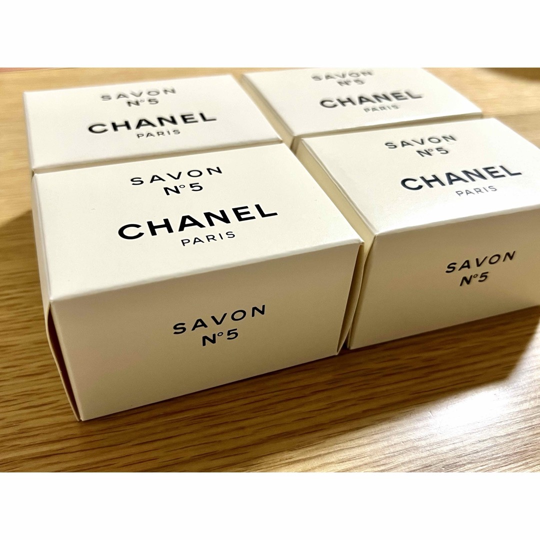 CHANEL(シャネル)のCHANEL N°5 サヴォン 100g×4個 コスメ/美容のボディケア(ボディソープ/石鹸)の商品写真