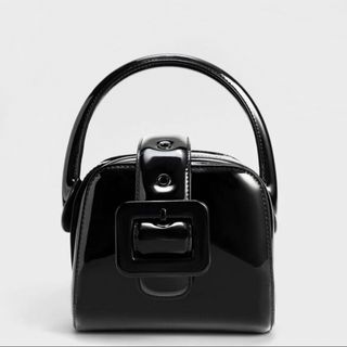 チャールズアンドキース(Charles and Keith)のチャールズキース CHARLES & KEITH パテントベルトバッグ (ハンドバッグ)