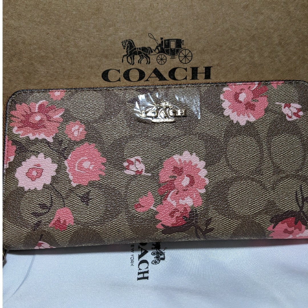 COACH(コーチ)のCOACH 長財布　シグネチャーピンクの花柄 レディースのファッション小物(財布)の商品写真