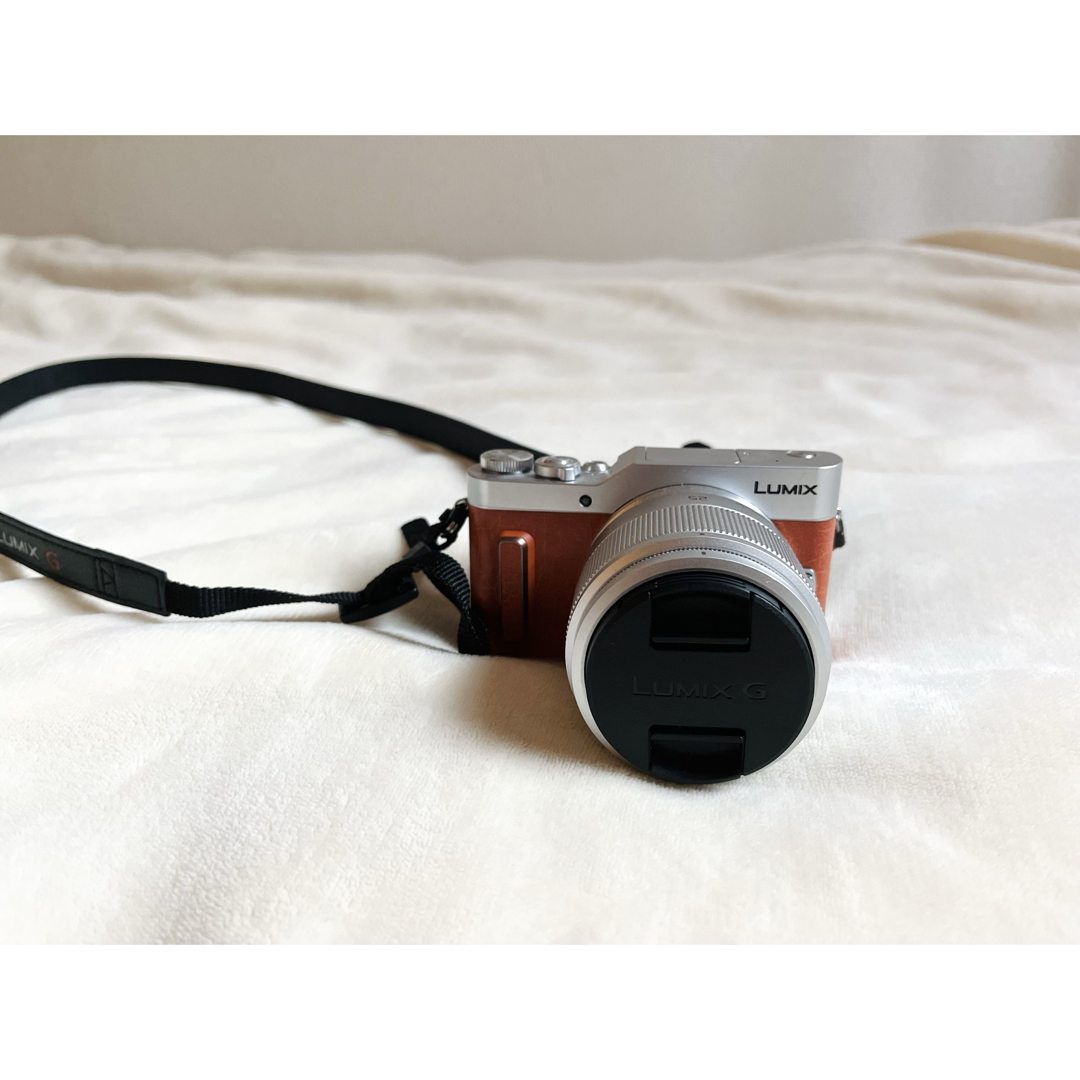 Panasonic(パナソニック)の【SUN様専用】Panasonic デジタルカメラ LUMIX DC-GF10 スマホ/家電/カメラのカメラ(ミラーレス一眼)の商品写真