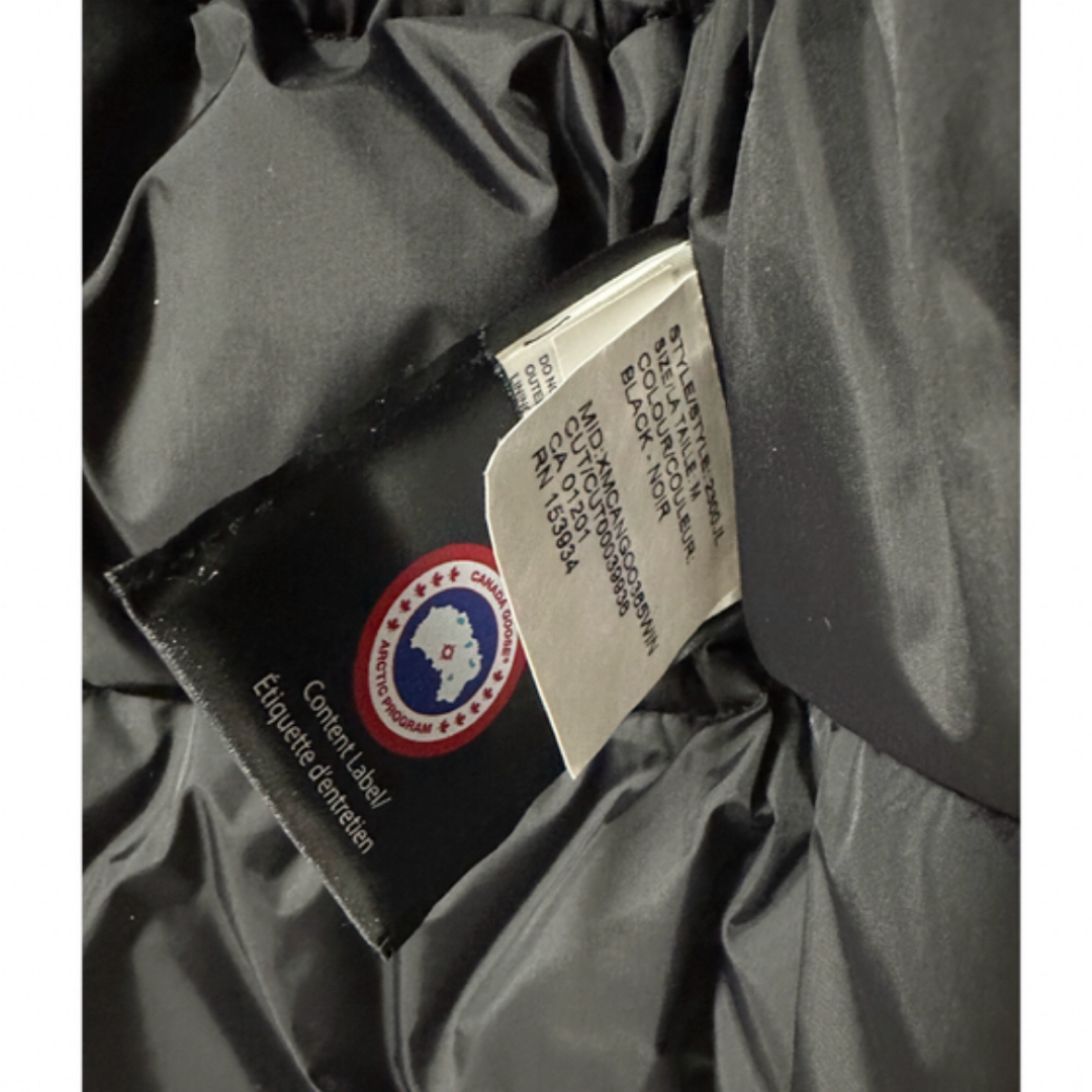 CANADA GOOSE(カナダグース)のCanadagoose レディースのジャケット/アウター(ダウンジャケット)の商品写真
