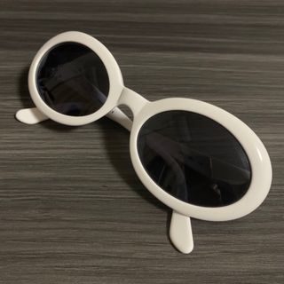 ヴァレンティノ(VALENTINO)のVALENTINO sunglasses(サングラス/メガネ)