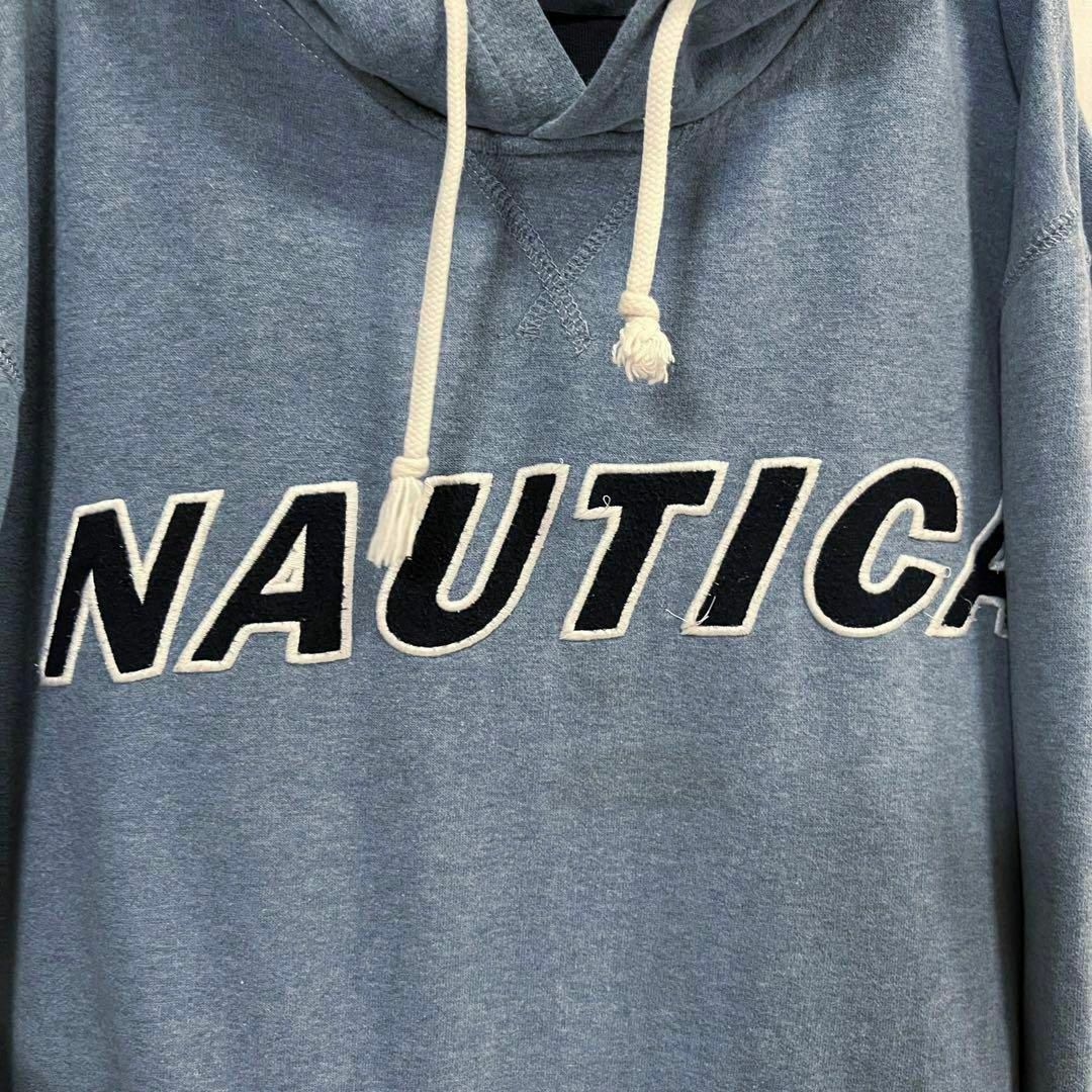 NAUTICA(ノーティカ)のアメリカ古着NAUTICAノーティカ　ビッグセンター刺繍ロゴスエットパーカーL青 メンズのトップス(パーカー)の商品写真