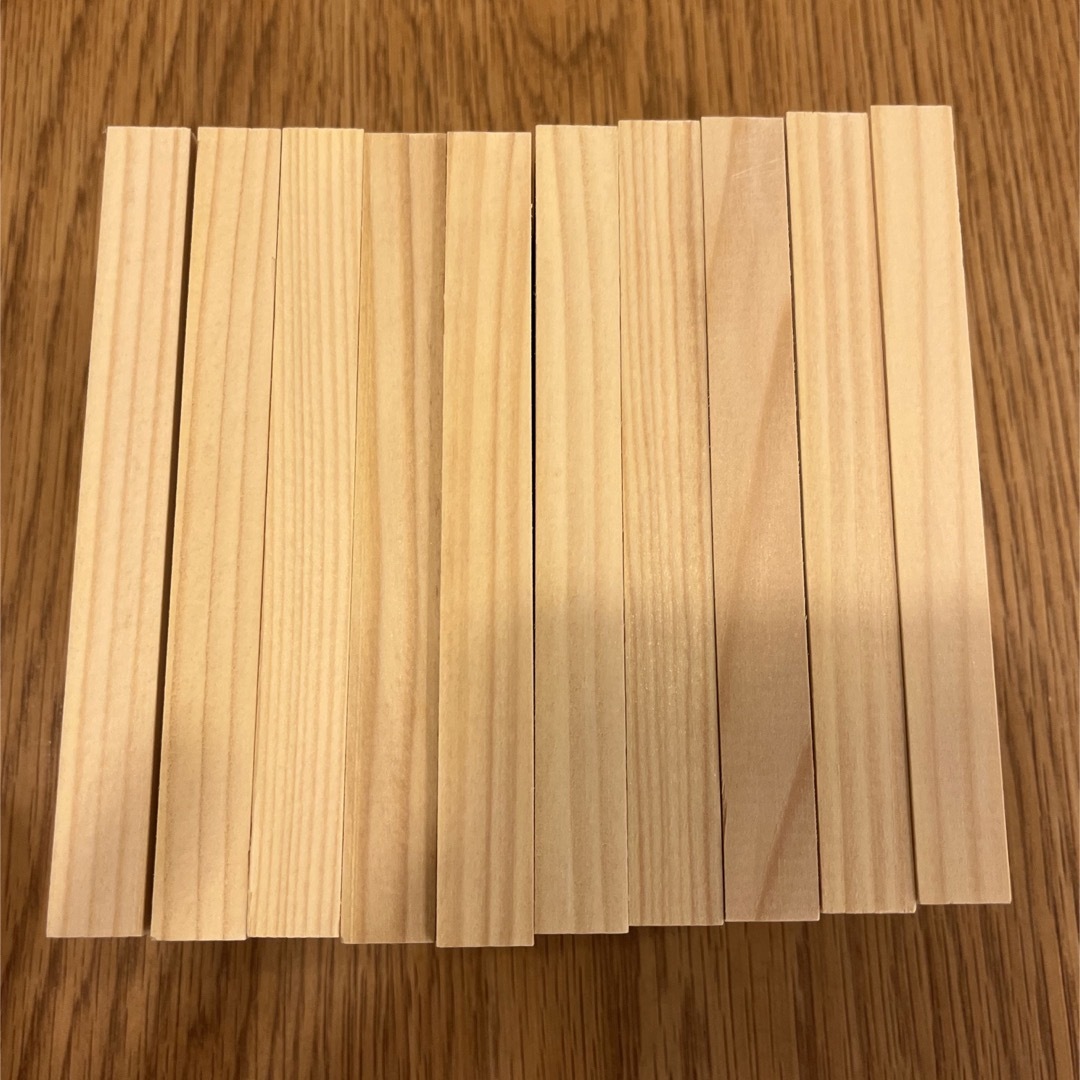 小田原　鈴廣　かまぼこ板　10枚　まとめ売り　木材 ハンドメイドの素材/材料(その他)の商品写真