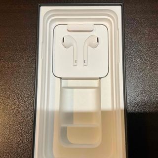 アイフォーン(iPhone)の【純正品】EarPods with Lightning Connector(ヘッドフォン/イヤフォン)