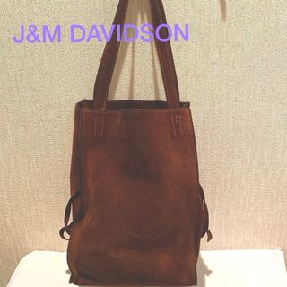 ジェイアンドエムデヴィッドソン(J&M DAVIDSON)のJ&M DAVIDSON スエード　ブラウン　トートバッグ(トートバッグ)