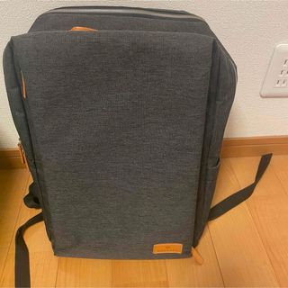 美品　Nordace Siena 軽量デイリーリュック　グレー(リュック/バックパック)