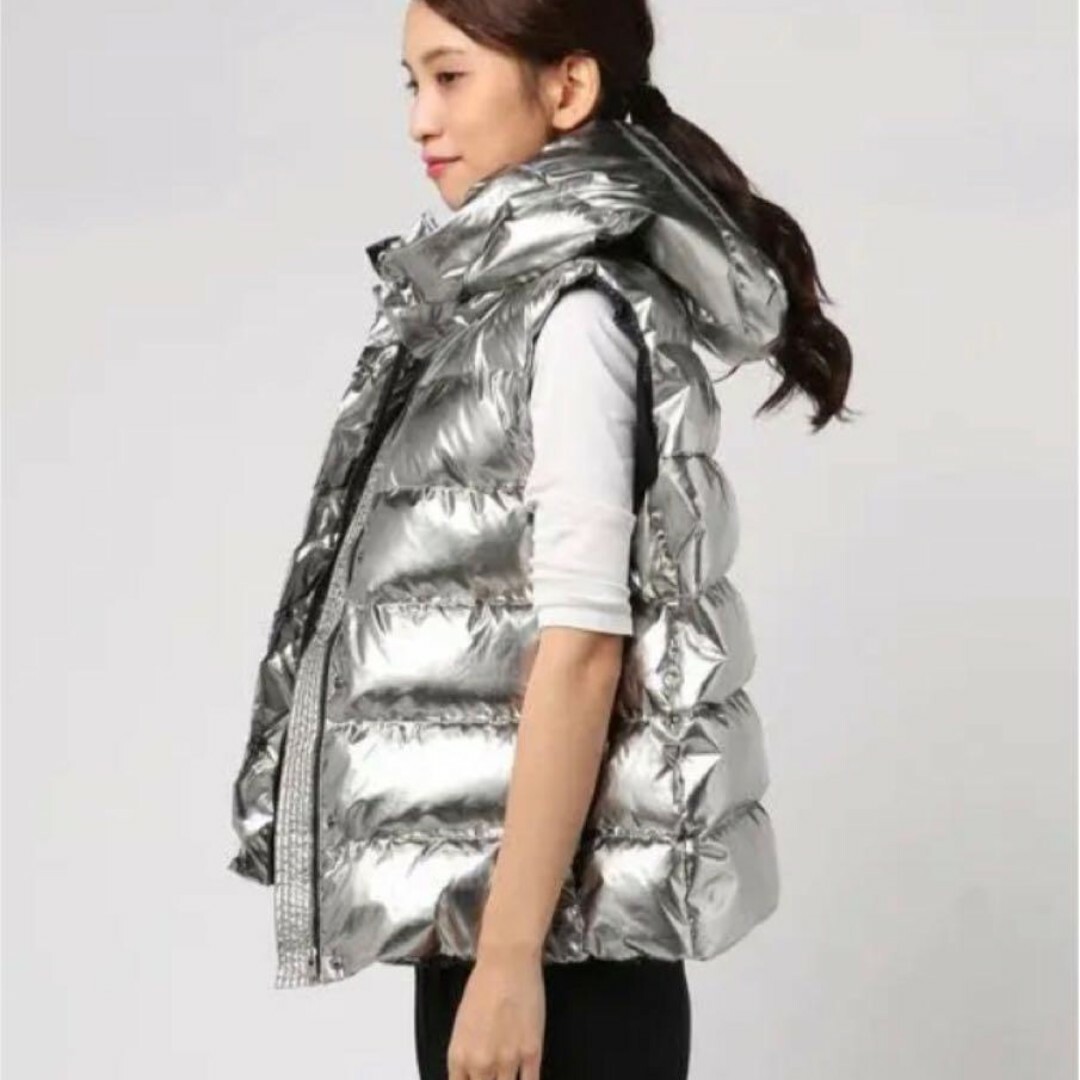 Mila Owen - 新品 ミラオーウェン フード付きダウンベスト Mila Owen - 新品 ミラオーウェン フード付きダウンベスト