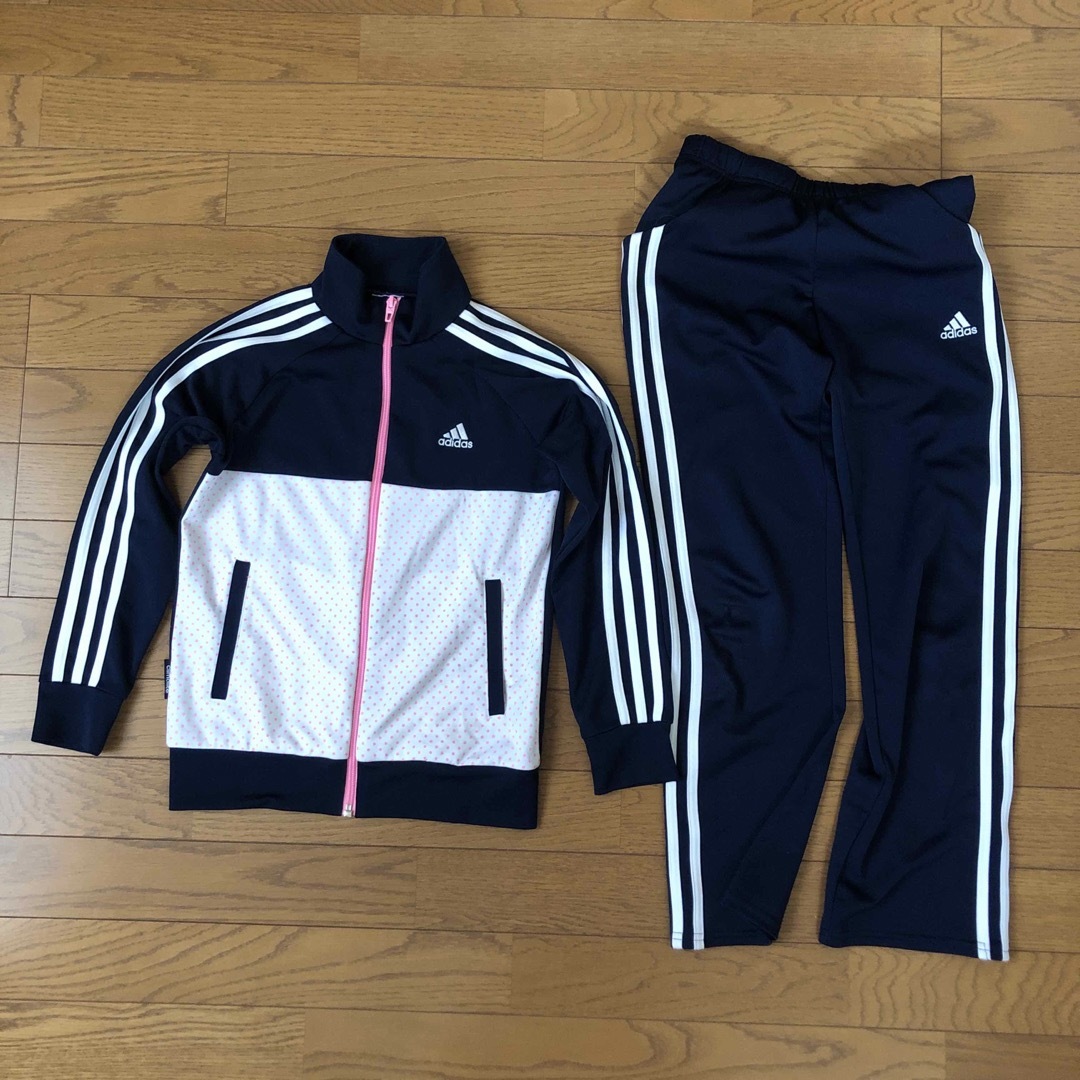 adidas(アディダス)のadidas アディダス　ジャージ上下　140 キッズ/ベビー/マタニティのキッズ服女の子用(90cm~)(その他)の商品写真