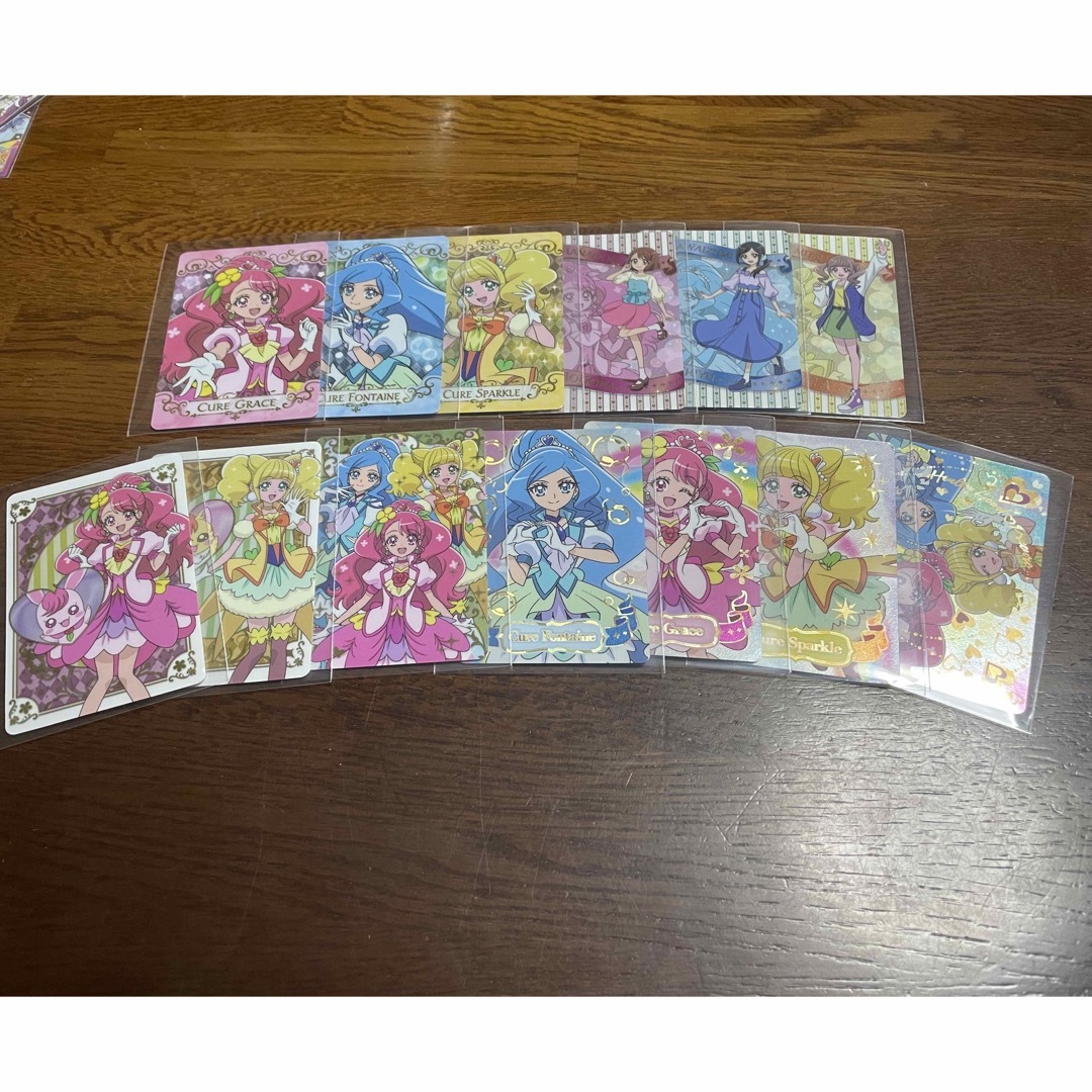 ヒーリングっとプリキュア カード エンタメ/ホビーのおもちゃ/ぬいぐるみ(キャラクターグッズ)の商品写真