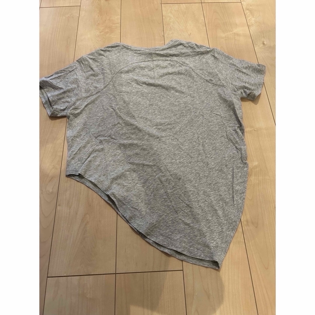 lululemon(ルルレモン)のルルレモン　Tシャツ スポーツ/アウトドアのトレーニング/エクササイズ(ヨガ)の商品写真