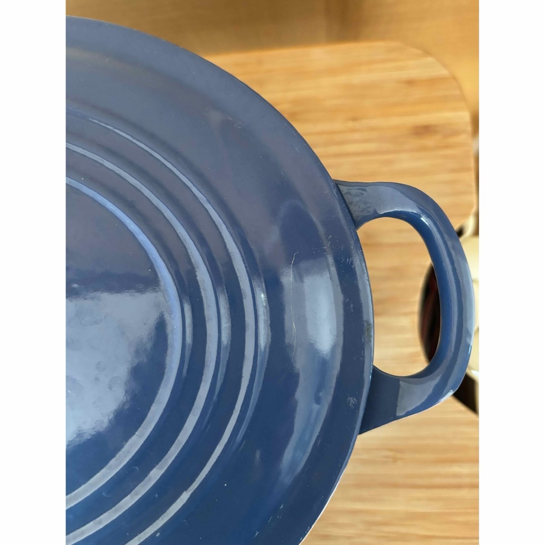 LE CREUSET(ルクルーゼ)のLE CREUSET ル・クルーゼ  27cm  オーバル　ブルー インテリア/住まい/日用品のキッチン/食器(鍋/フライパン)の商品写真