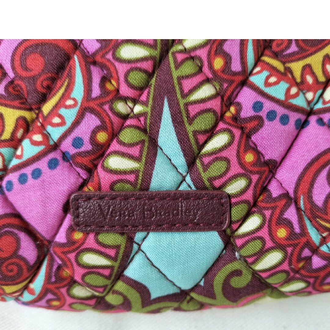 Vera Bradley(ヴェラブラッドリー)のVega Bradley ヴェラブラッドリー　キルティング　ポーチ　新品未使用 レディースのファッション小物(ポーチ)の商品写真