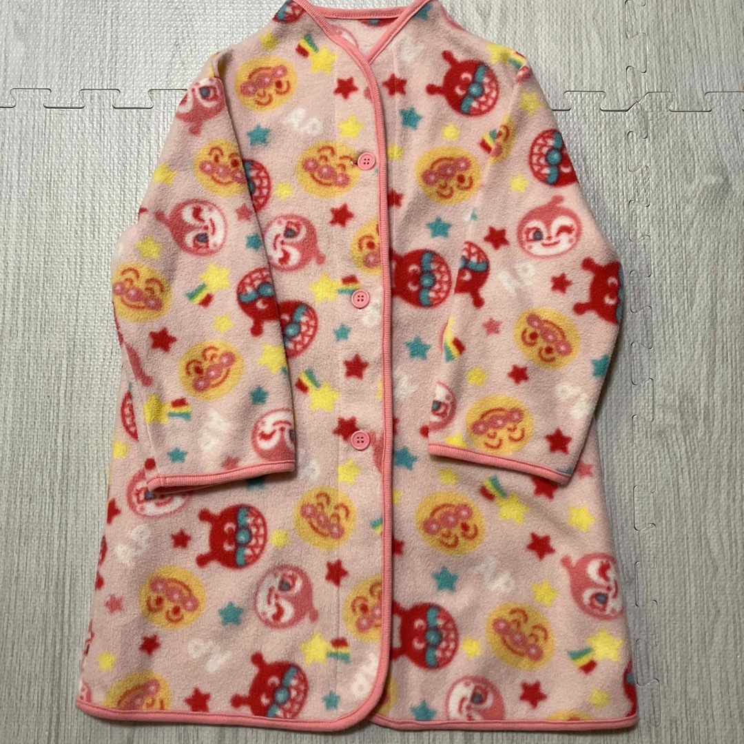 アンパンマン　スリーパー　95センチ キッズ/ベビー/マタニティのキッズ服女の子用(90cm~)(パジャマ)の商品写真