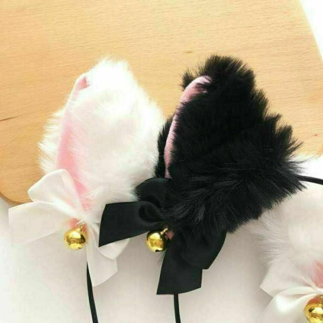 ふわもこ猫耳カチューシャ　子供　大人　コスプレ　ブラック　黒　ネコ耳　イベント レディースのヘアアクセサリー(カチューシャ)の商品写真