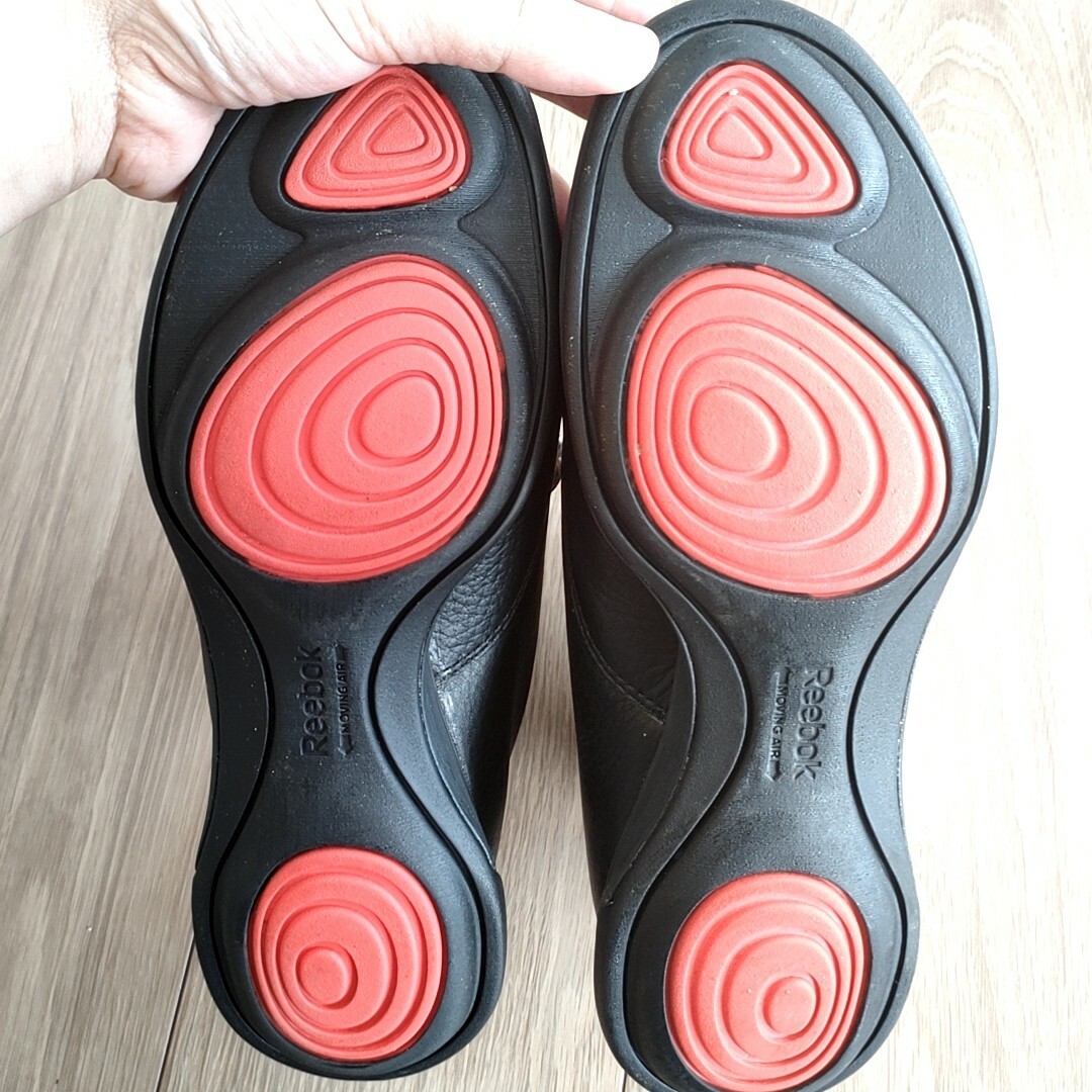 Reebok(リーボック)の【美品】Reebok　イージートーン　24.5cm　運動靴　レディース　体幹 レディースの靴/シューズ(スニーカー)の商品写真