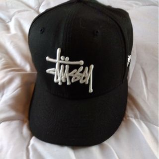 ステューシー(STUSSY)のステューシーコラボニューエラキャップ(キャップ)