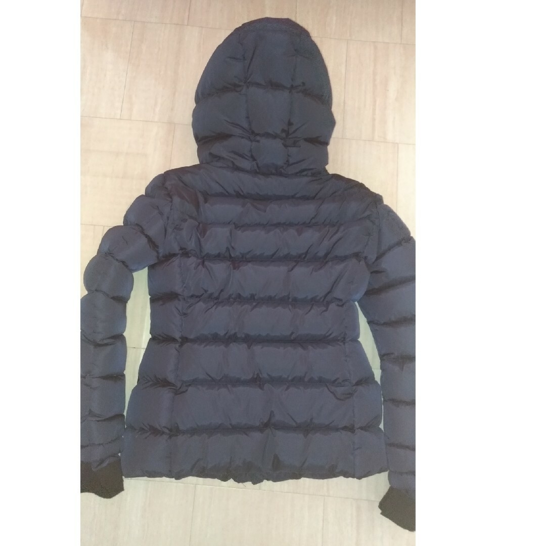 MONCLER(モンクレール)のモンクレール moncler betula ダウンジャケット ネイビー サイズ１ レディースのジャケット/アウター(ダウンジャケット)の商品写真