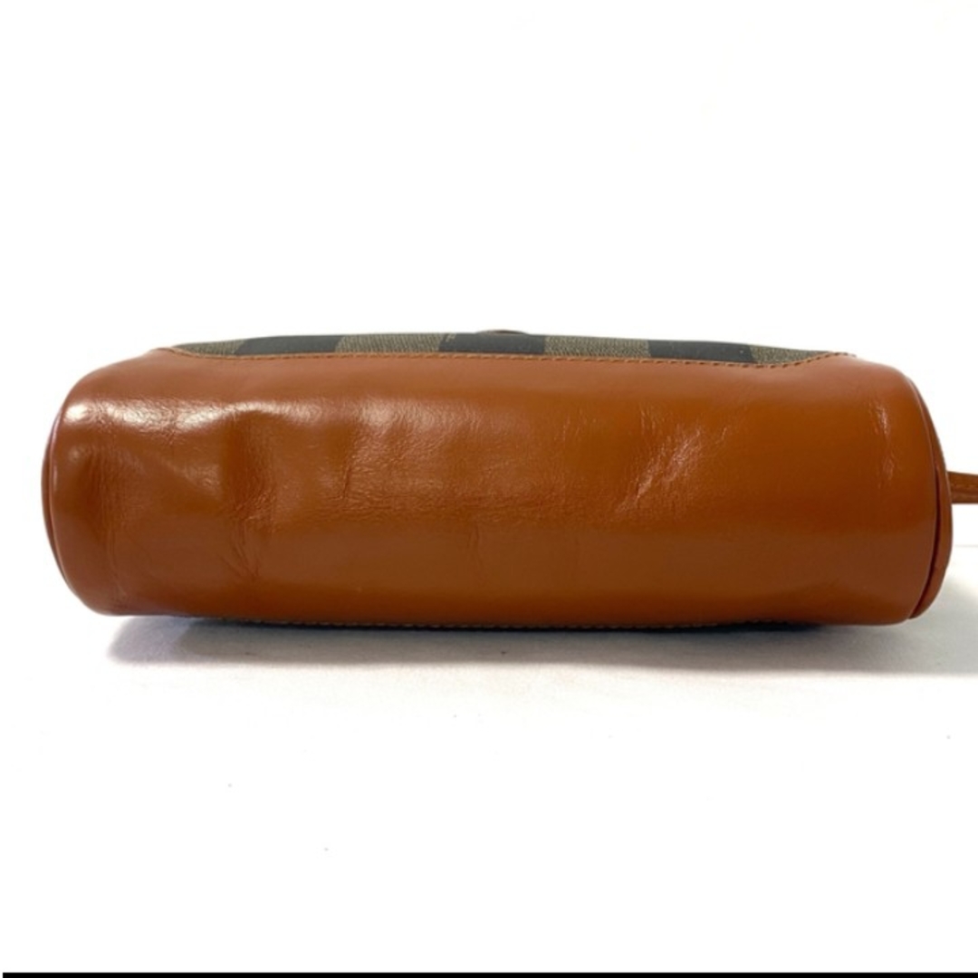 FENDI(フェンディ)のFENDI フェンディ ペカン ショルダーバッグ レザー PVC レディースのバッグ(ショルダーバッグ)の商品写真