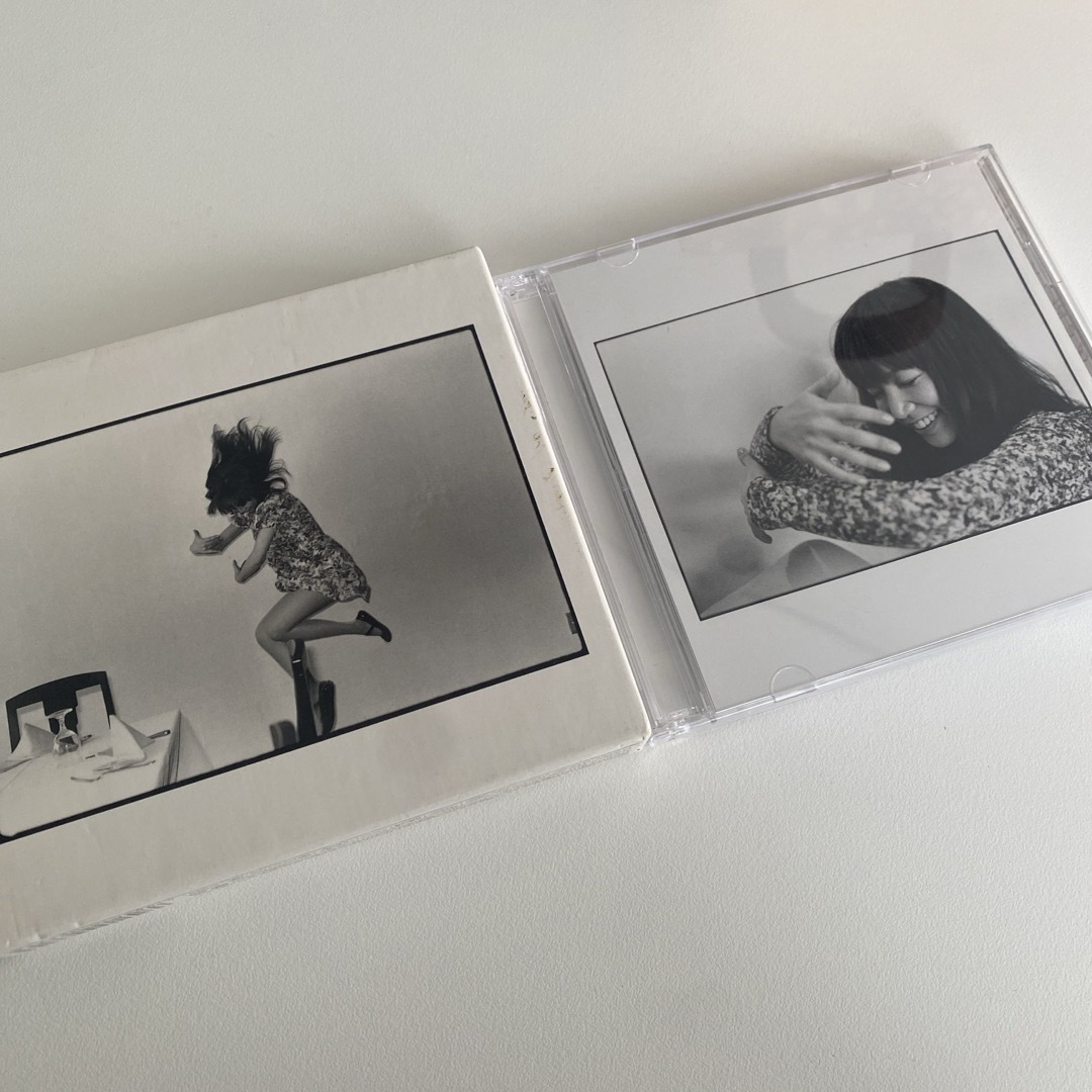YUKI うれしくって抱き合うよ　 エンタメ/ホビーのCD(ポップス/ロック(邦楽))の商品写真