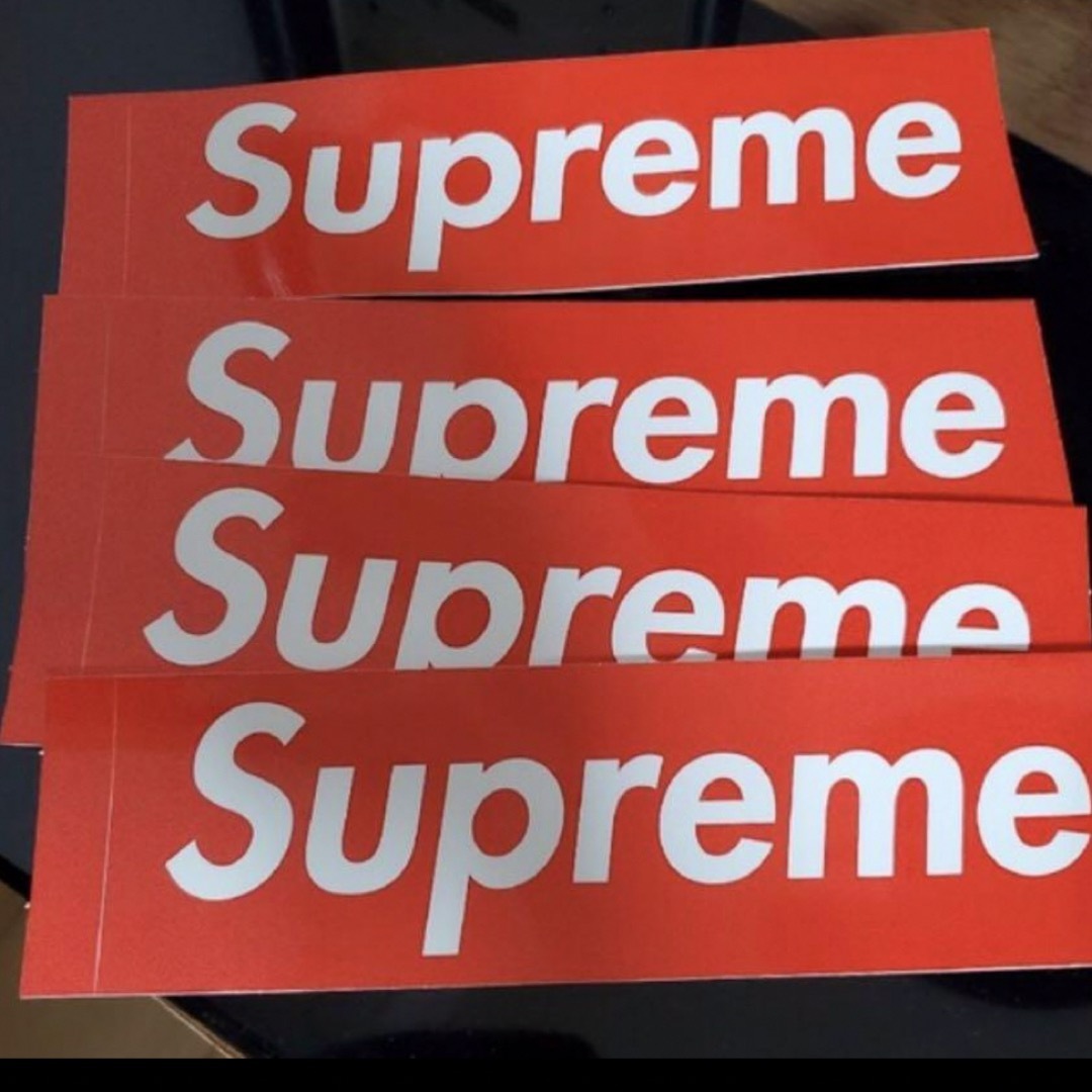 Supreme(シュプリーム)のSupremeBox Logo Sticker ( 4 Set ) 自動車/バイクのバイク(ステッカー)の商品写真