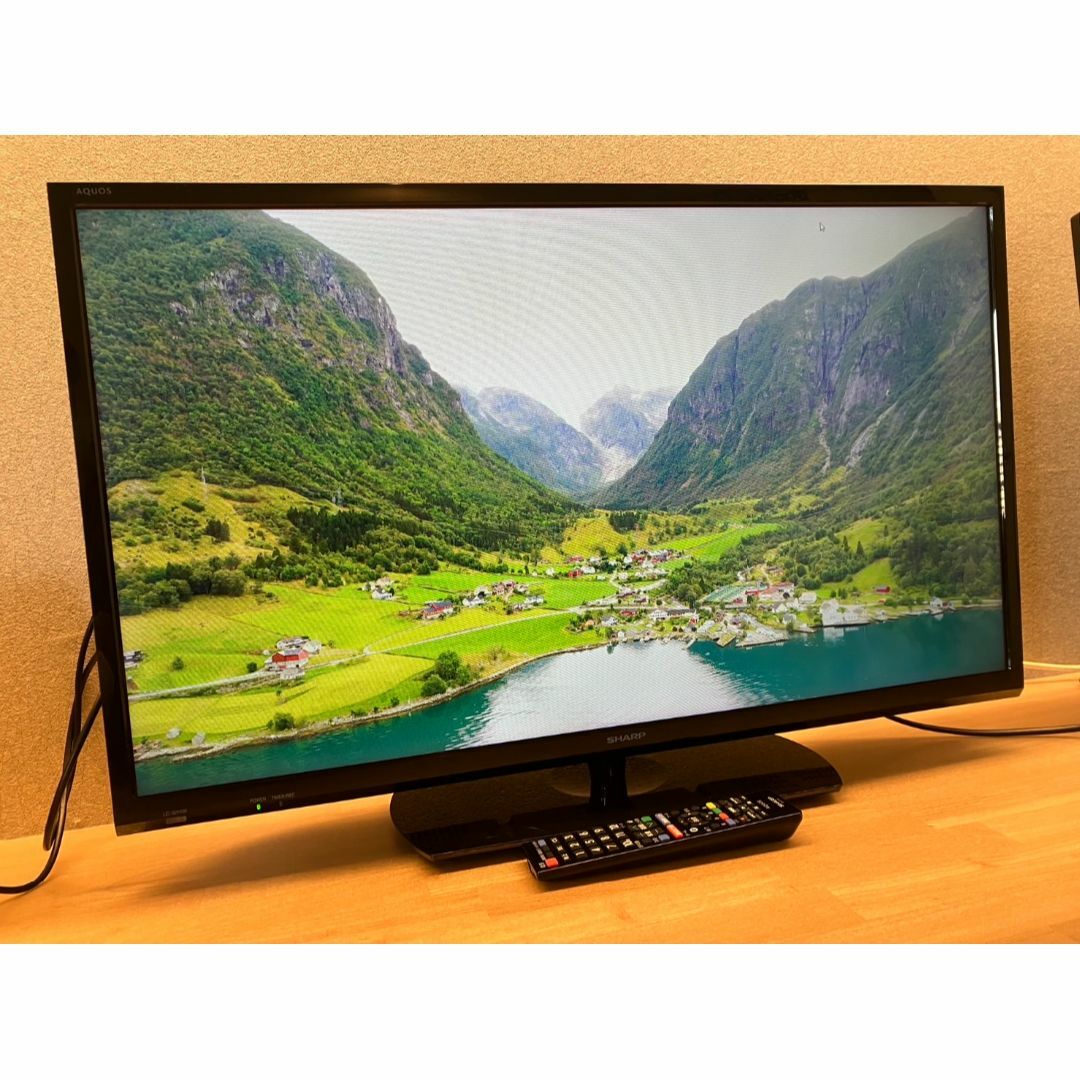 SHARP シャープ　32型　テレビ LC-32H30 2016年製　超美品！