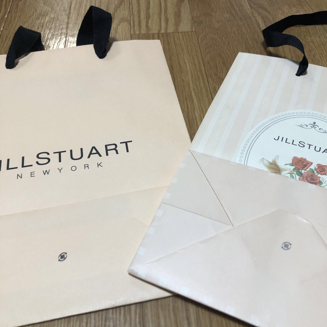 JILLSTUART(ジルスチュアート)のジルスチュアート　紙袋　ショップ袋　2枚 レディースのバッグ(ショップ袋)の商品写真