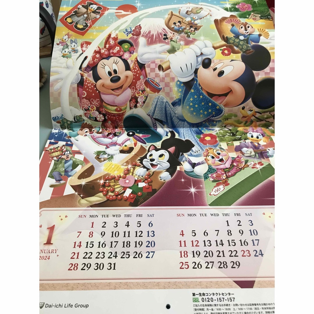 Disney(ディズニー)の1ピース様専用！ディズニーカレンダー、マクドナルドバッグ インテリア/住まい/日用品の文房具(カレンダー/スケジュール)の商品写真