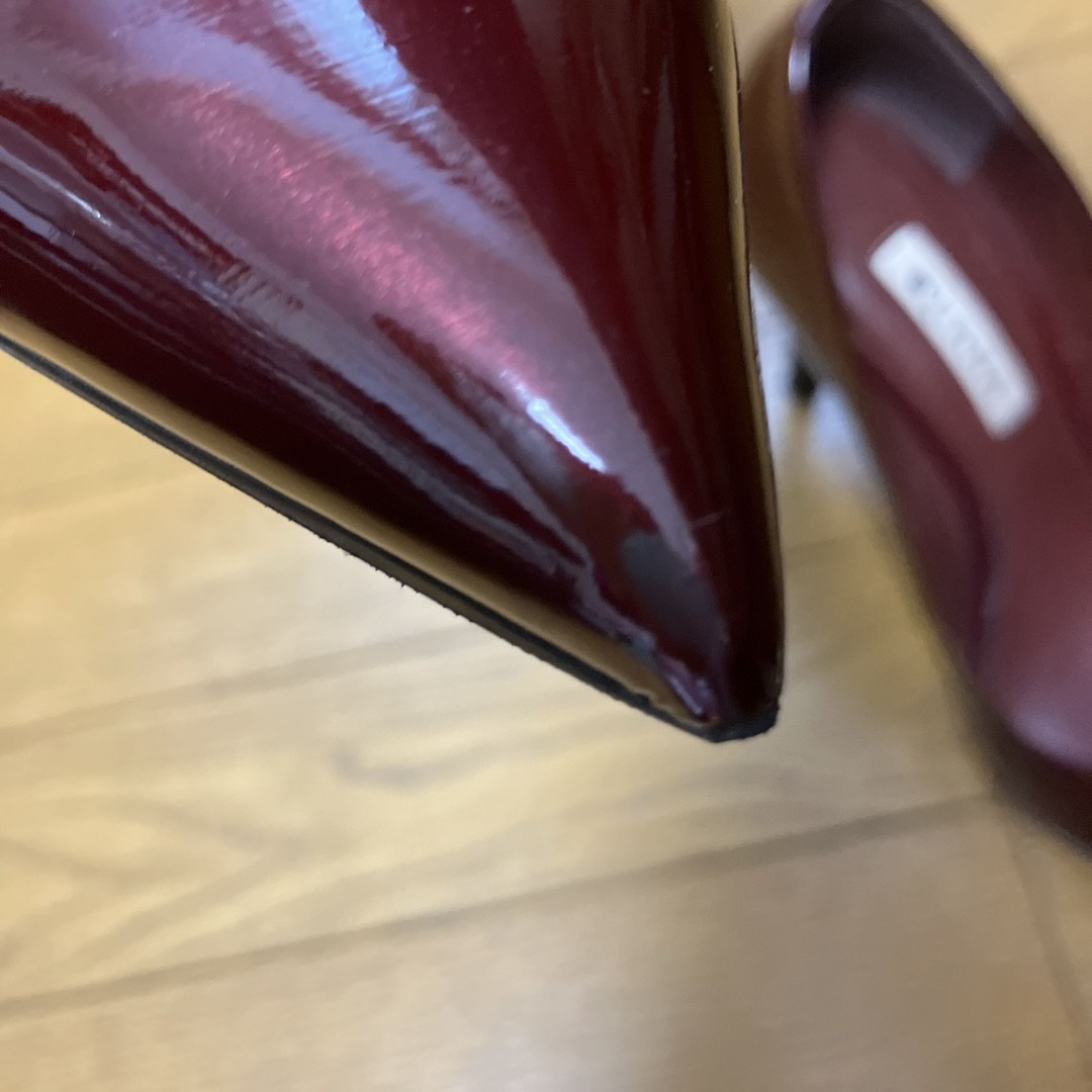 DIANA(ダイアナ)のダイアナ　エナメルパンプス　ボルドー　23.5cm レディースの靴/シューズ(ハイヒール/パンプス)の商品写真