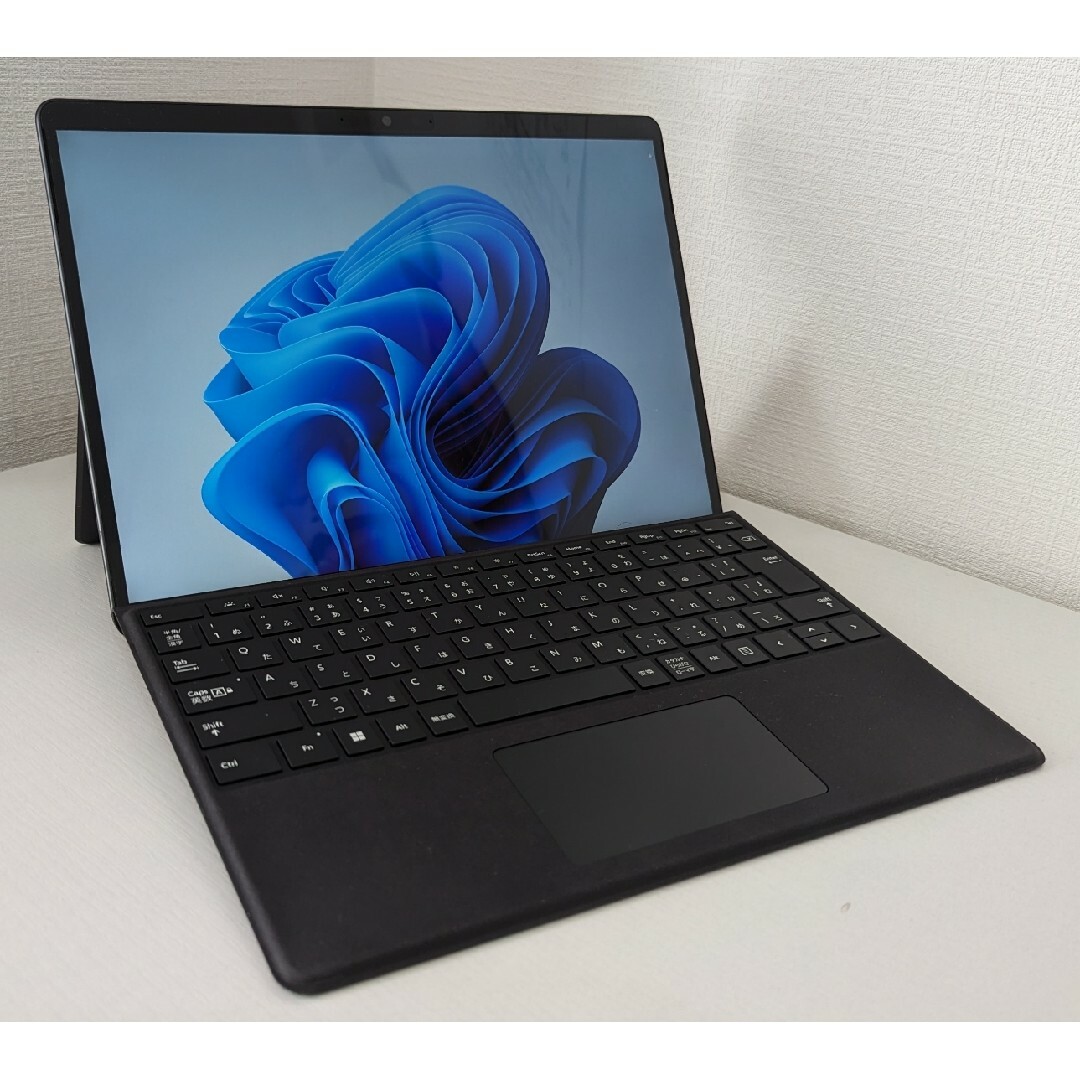 Microsoft(マイクロソフト)のSurface Pro 9 Core i5/8GB/256GB グラファイト スマホ/家電/カメラのPC/タブレット(ノートPC)の商品写真