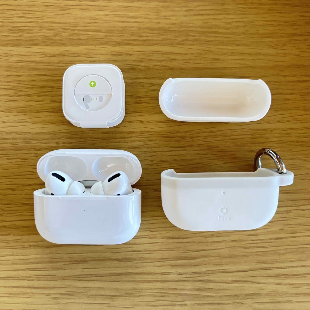 Apple(アップル)のAirPods pro 第1世代 iFaceケース セット スマホ/家電/カメラのオーディオ機器(ヘッドフォン/イヤフォン)の商品写真