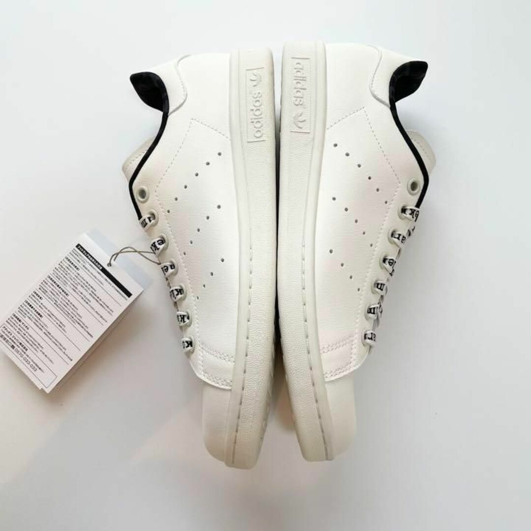 adidas(アディダス)の【新品】アディダス STANSMITH マリメッコ  GX8848 23.5cm レディースの靴/シューズ(スニーカー)の商品写真