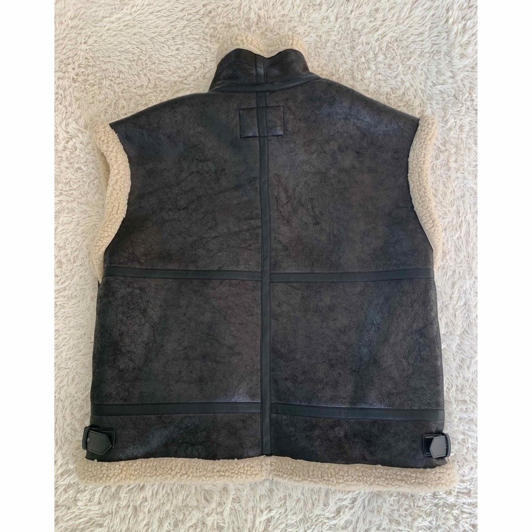 moussy(マウジー)のmoussy OVER FLIGHT VEST レディースのジャケット/アウター(その他)の商品写真