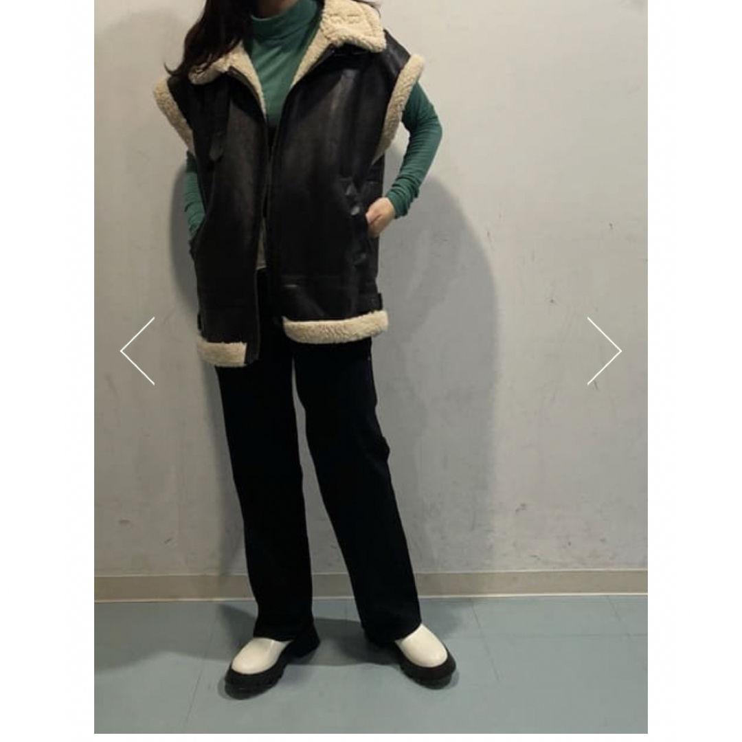 moussy(マウジー)のmoussy OVER FLIGHT VEST レディースのジャケット/アウター(その他)の商品写真