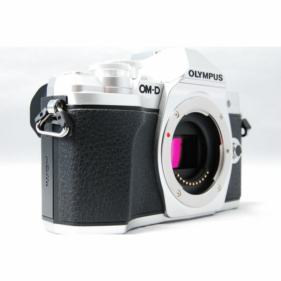 OLYMPUS - □美品□OLYMPUS OM-D E-M10 MarkIII ダブルズームキットの