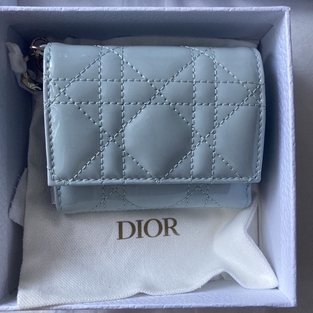 Dior - LADY DIOR 財布 ロータスウォレット カナージュ パテントカーフ