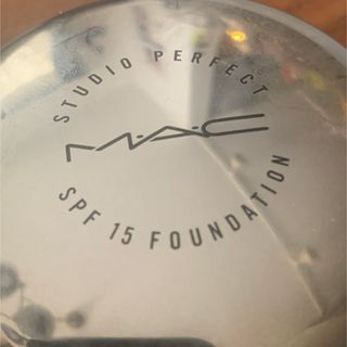 マック(MAC)のパウダーファンデション(ファンデーション)