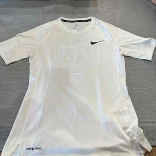 ナイキ(NIKE)のNIKE ドライフィット　Tシャツ(Tシャツ/カットソー(半袖/袖なし))