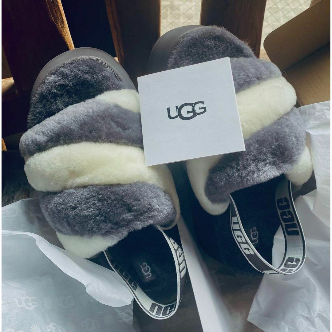 激レア・入手困難✨④新品未使用✨25cm✨UGG✨ディスコ ストライプ スライド