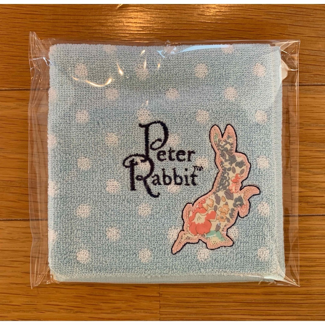 PETER RABBIT（TM）(ピーターラビット)のピーターラビット　エコバッグ、タオルハンカチ、印鑑ケース レディースのバッグ(エコバッグ)の商品写真