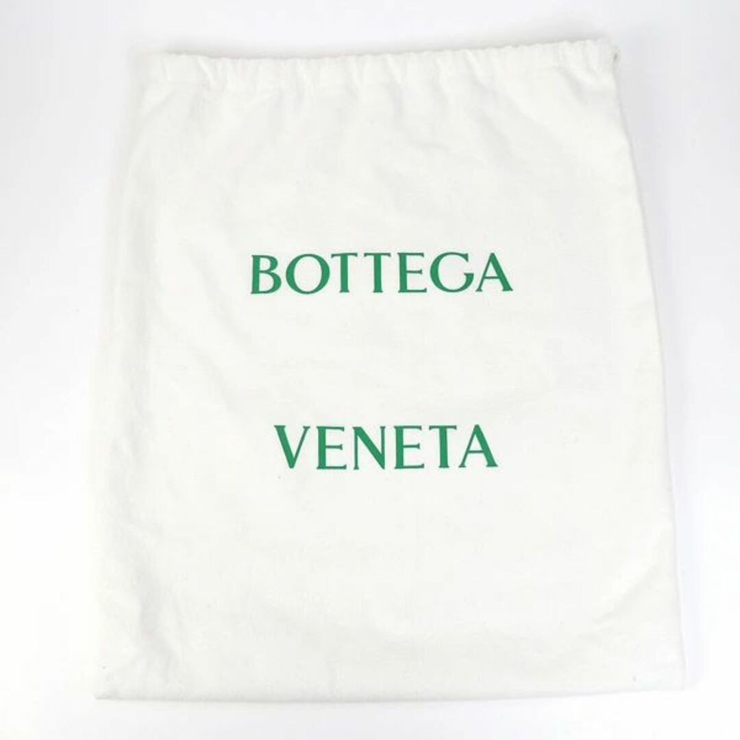 Bottega Veneta(ボッテガヴェネタ)のボッテガ ヴェネタ【BOTTEGA VENETA】トライアングルフラップ クラッチバッグ レディースのバッグ(クラッチバッグ)の商品写真