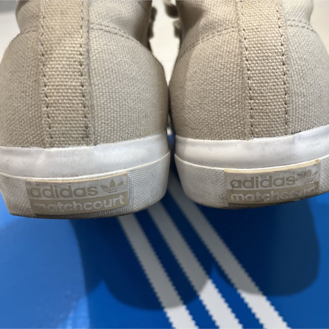 adidas(アディダス)のadidas MATCHCOURT HIGH RX/25.5cm/アイボリー メンズの靴/シューズ(スニーカー)の商品写真