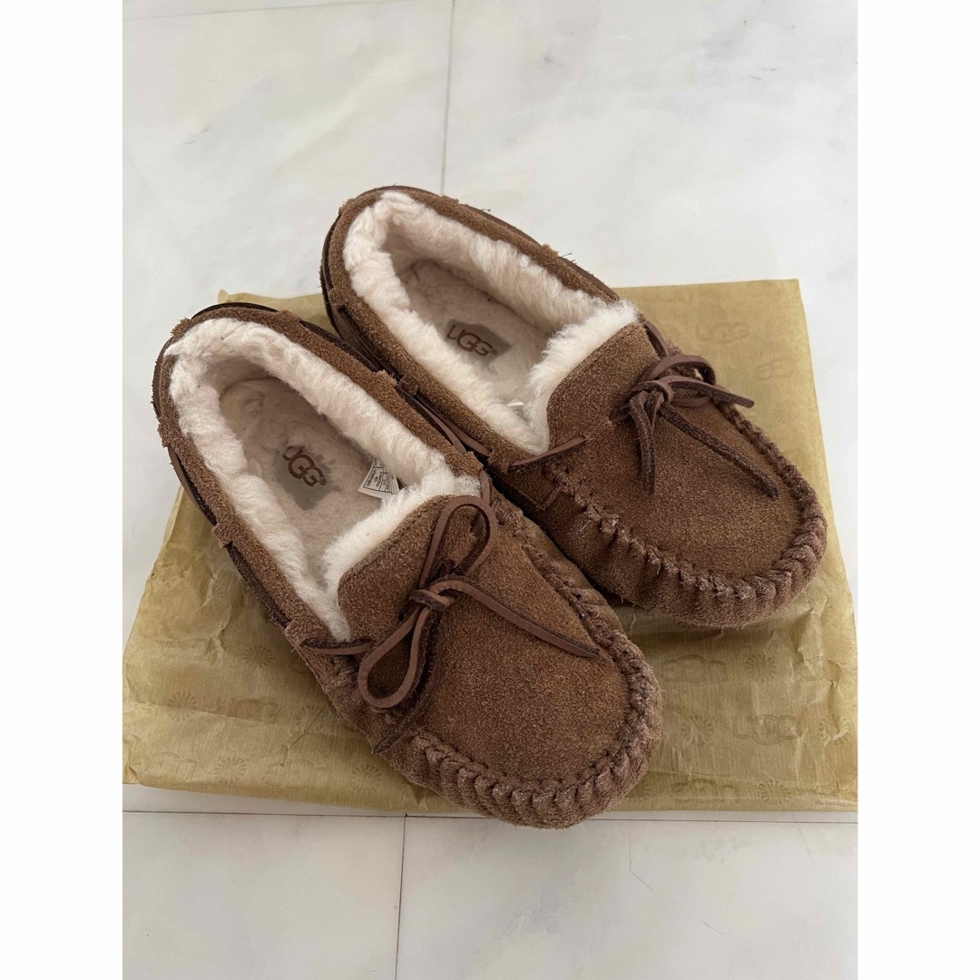 UGG(アグ)のUGG モカシン　21センチ キッズ/ベビー/マタニティのキッズ靴/シューズ(15cm~)(スリッポン)の商品写真