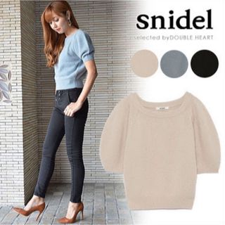 スナイデル(SNIDEL)のsnidel スナイデル ハーフスリーブファーライクニットプルオーバー(ニット/セーター)