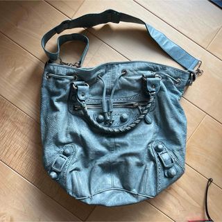 バレンシアガ(Balenciaga)のバレンシアガ　ショルダーバッグ(ショルダーバッグ)