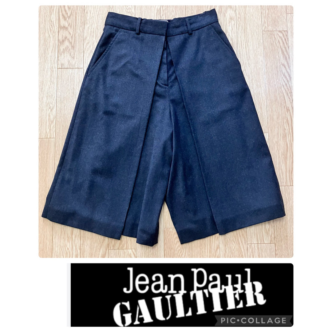 Jean-Paul GAULTIER(ジャンポールゴルチエ)のガウチョパンツ　Jean Paul Gaultierジャンポールゴルチエ レディースのパンツ(ハーフパンツ)の商品写真
