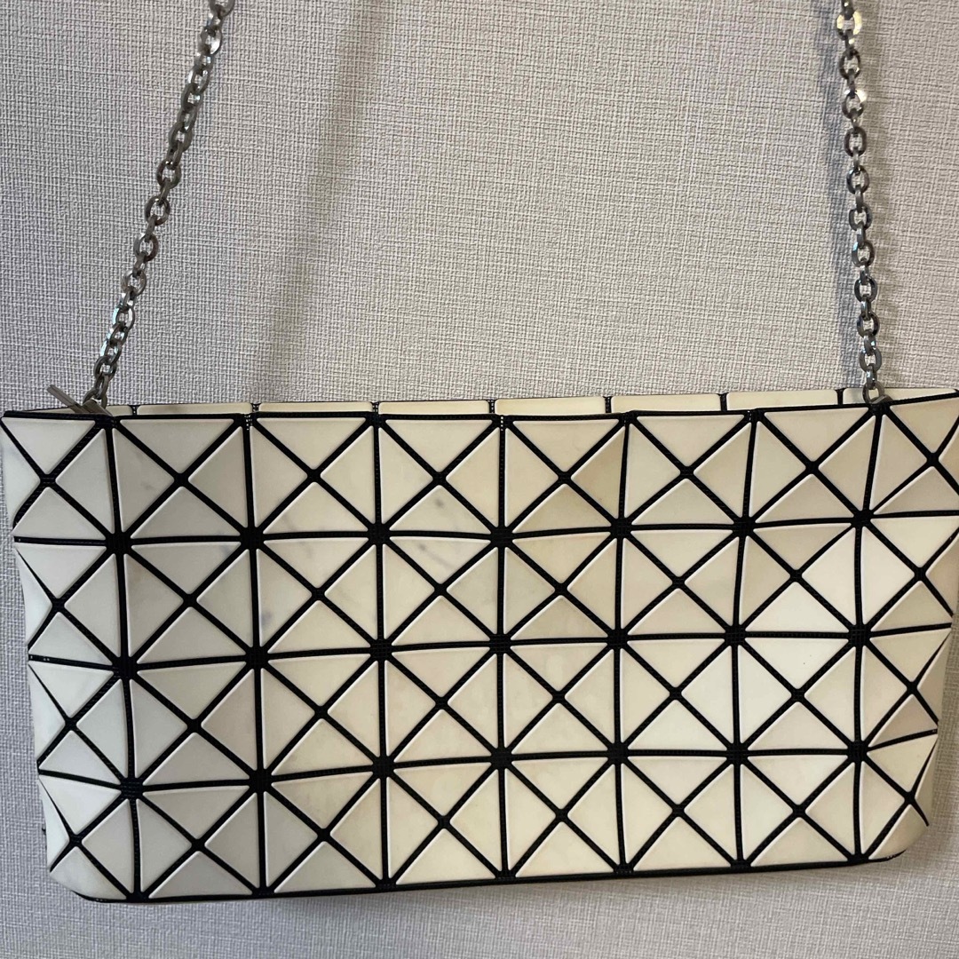 ISSEY MIYAKE(イッセイミヤケ)のISSEY MIYAKE BAOBAO レディースのバッグ(トートバッグ)の商品写真