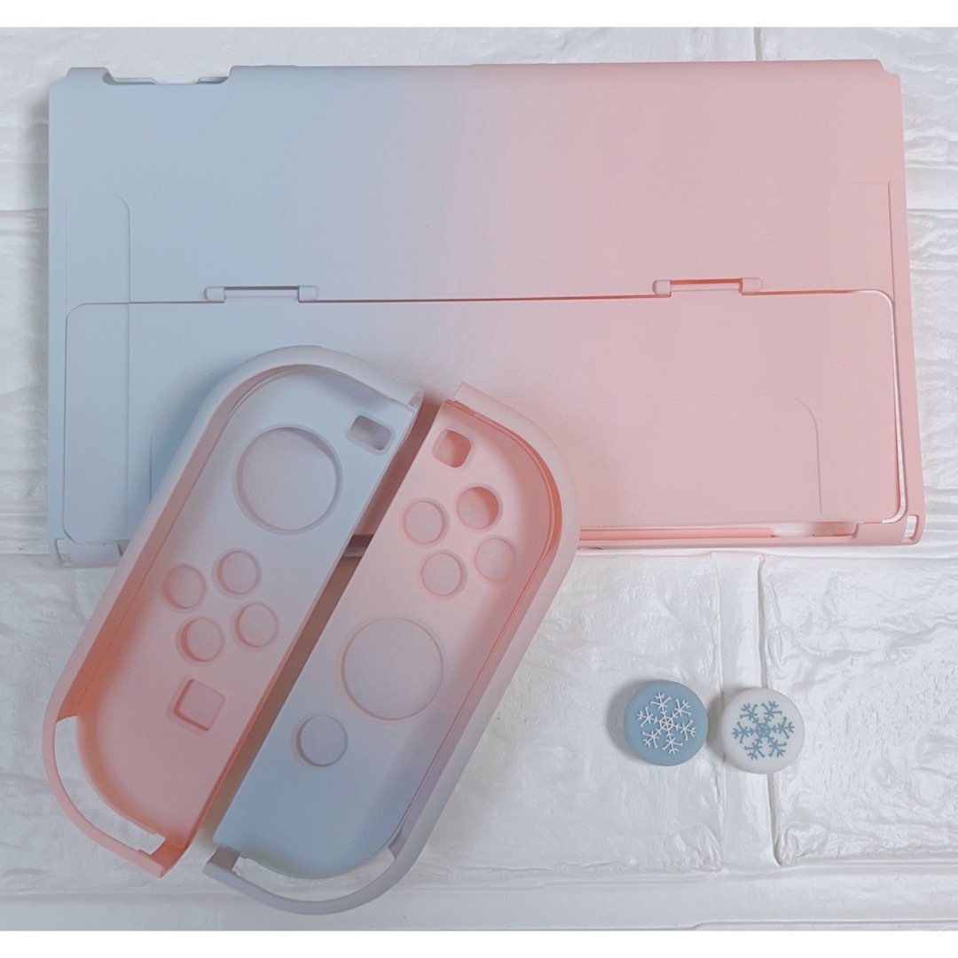 Nintendo Switch(ニンテンドースイッチ)の可愛い♡任天堂Switch有機E L 専用カバー　スイッチOLED ピンク水色 エンタメ/ホビーのゲームソフト/ゲーム機本体(その他)の商品写真