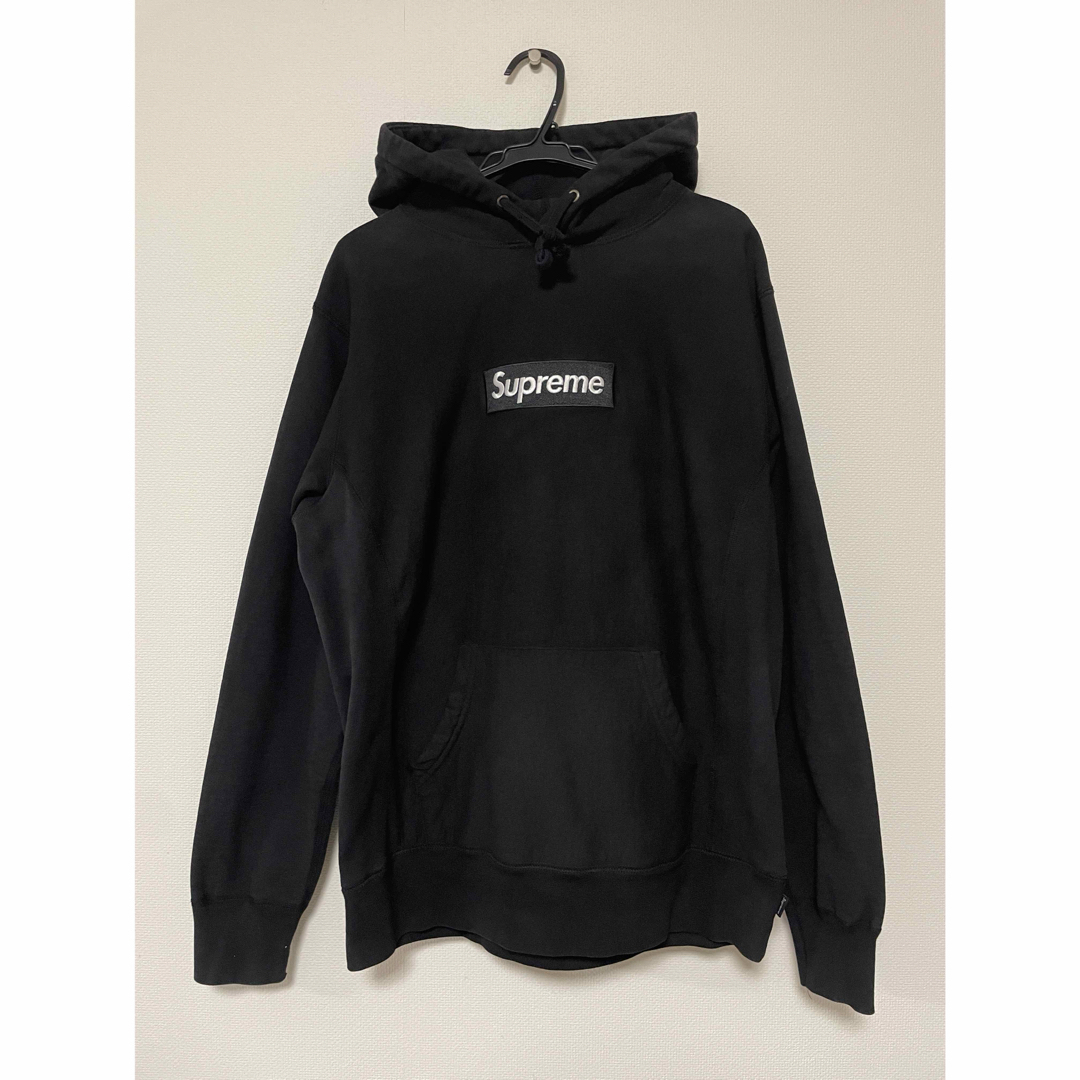 Supreme(シュプリーム)の専用 Supreme Box Logo Hooded Sweatshirt 黒M メンズのトップス(パーカー)の商品写真